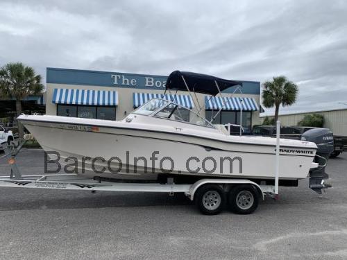 Grady White Tournament 225 opinión y ficha técnica